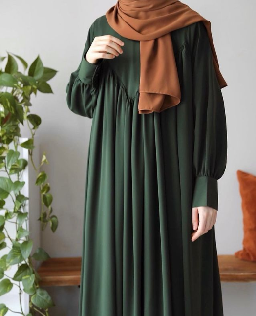 OLIVE - V Pleated Abaya